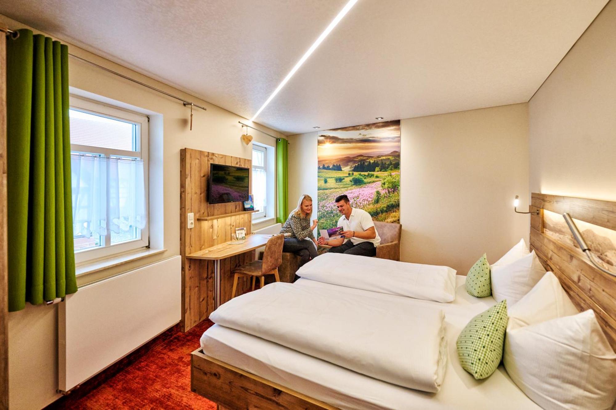 Landhotel Zur Gruenen Kutte Bernshausen Luaran gambar